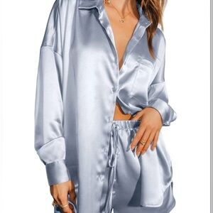 NWT- Womens 2 Piece Satin Pajama Set Long Sleeve PJs Set- Small